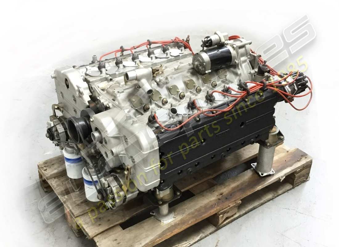 new (other) ferrari 512 bbi engine & gearbox. part number 119382 (5)