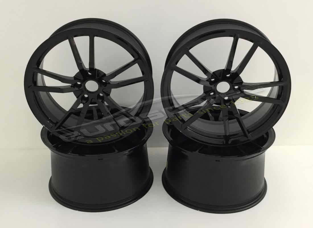RECONDITIONED Lamborghini WHEELS SET . PART NUMBER LWHE051 (1)