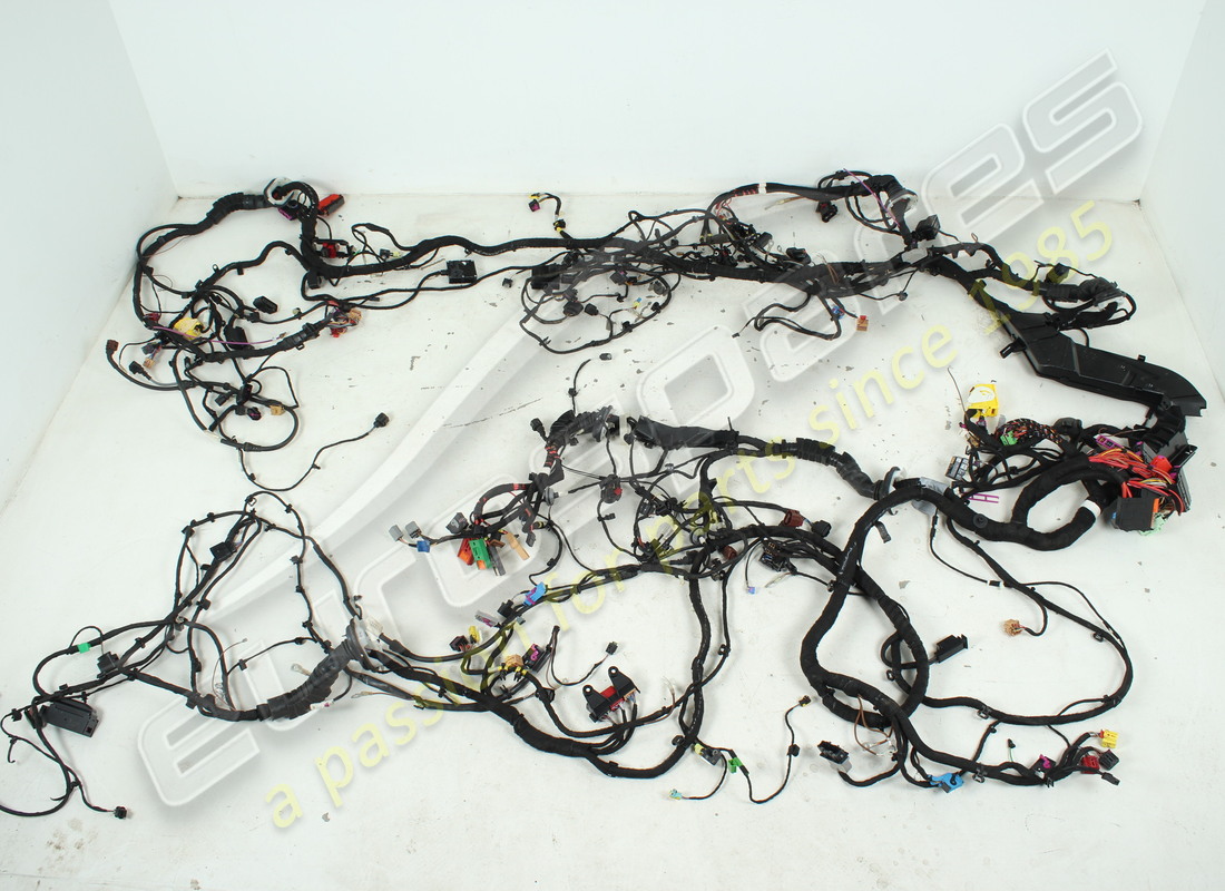 used lamborghini modular main harness. part number 4t8998786 (1)