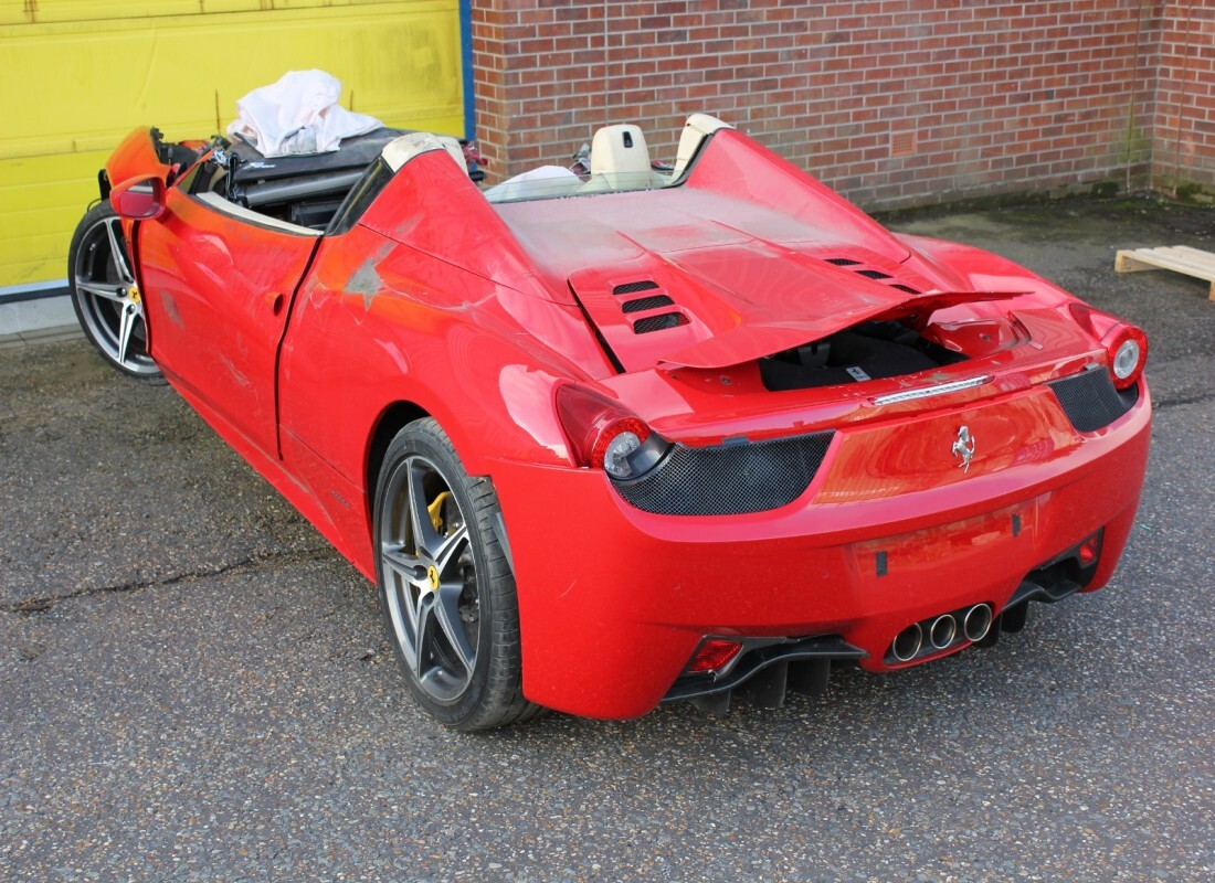 ferrari 458 spider (europe) with 869 miles, being prepared for dismantling #5