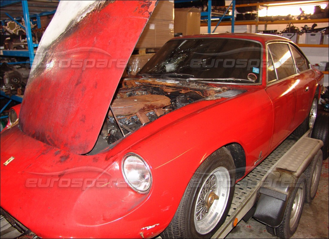 ferrari 365 gt 2+2 (mechanical) with unknown, being prepared for dismantling #1
