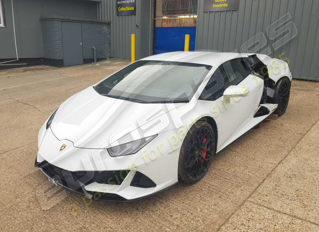 lamborghini evo coupe (2020) with 5,415 miles, being prepared for dismantling #1