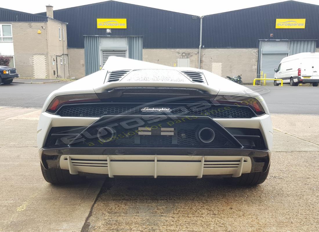 lamborghini evo coupe (2020) with 5,552 miles, being prepared for dismantling #4