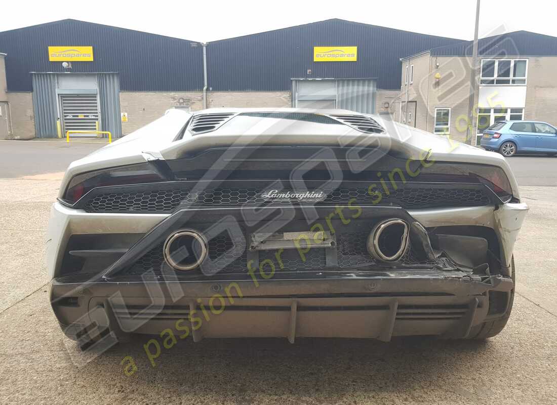 lamborghini evo coupe (2020) with 5,415 miles, being prepared for dismantling #4