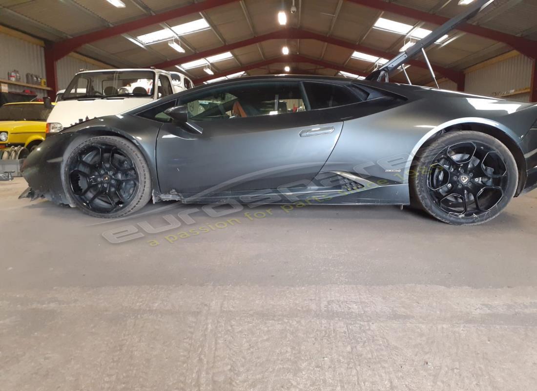 lamborghini lp610-4 coupe (2015) with 18,603 miles, being prepared for dismantling #2