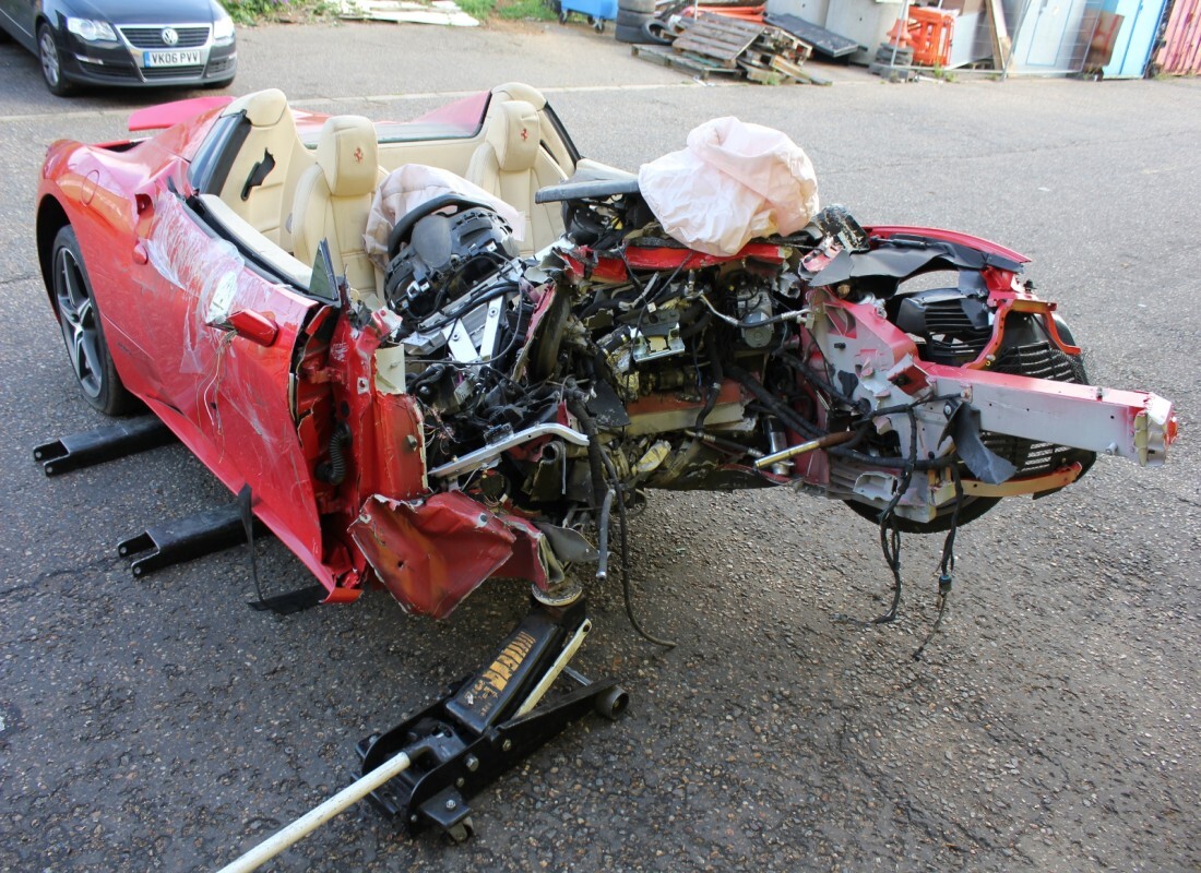 ferrari 458 spider (europe) with 869 miles, being prepared for dismantling #3