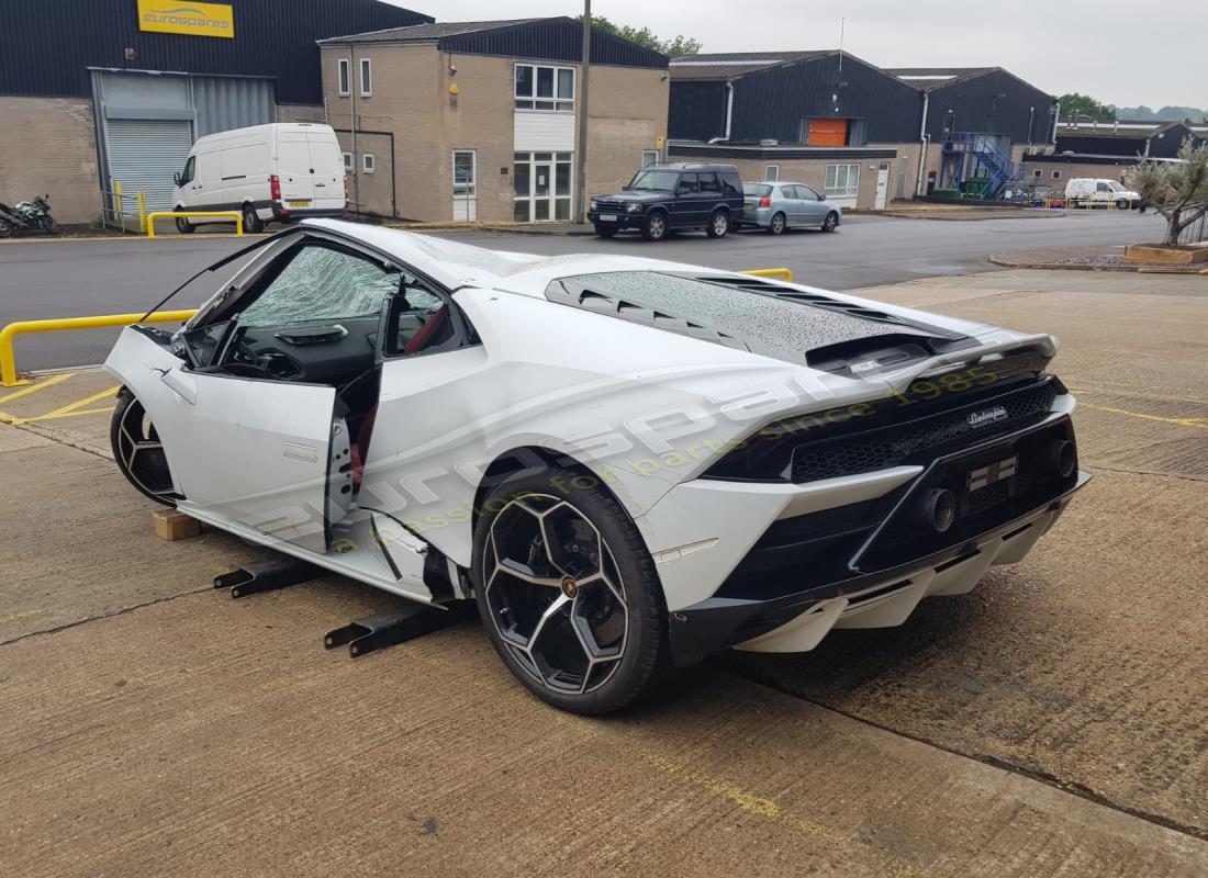 lamborghini evo coupe (2020) with 5,552 miles, being prepared for dismantling #3
