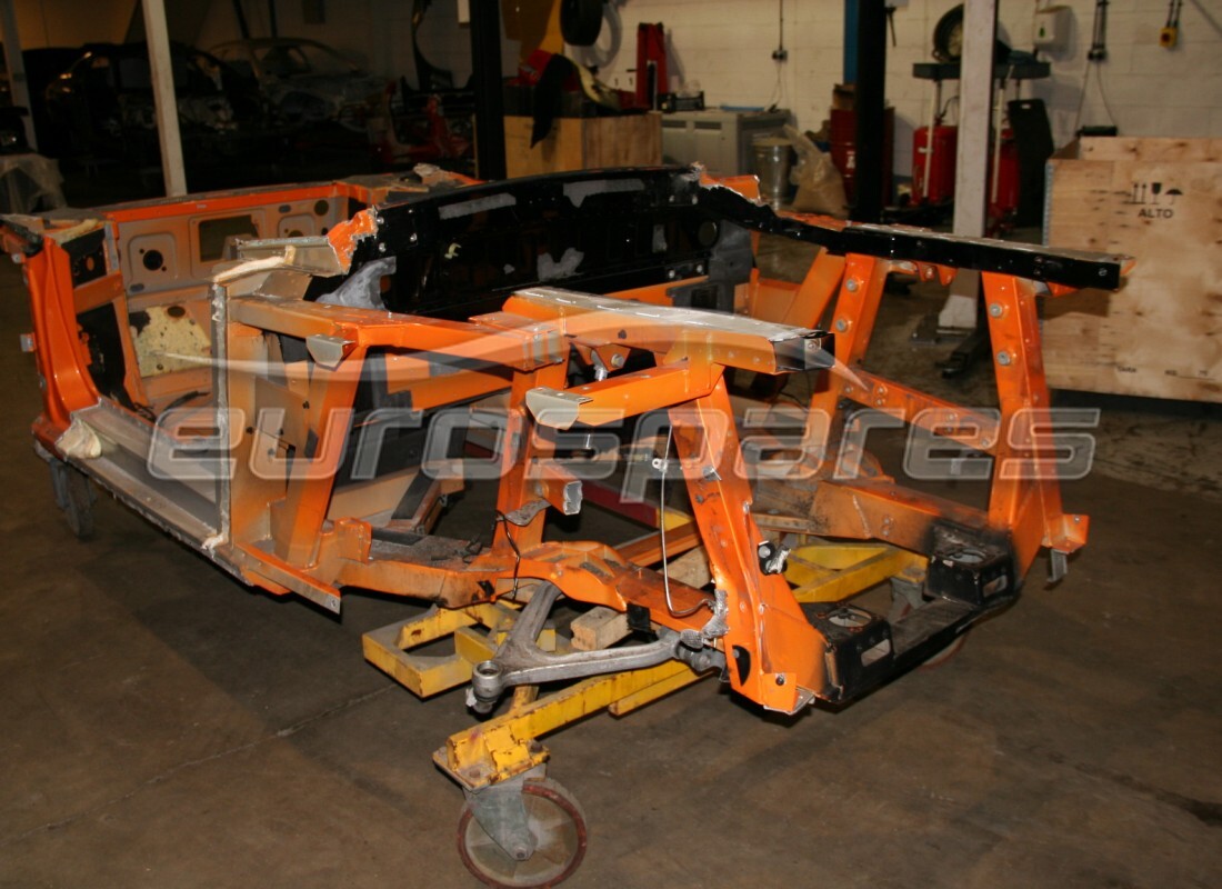 lamborghini lp560-4 coupe (2011) with 15,249 miles, being prepared for dismantling #9