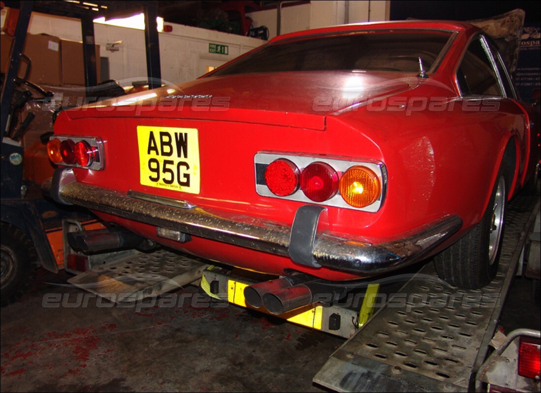 ferrari 365 gt 2+2 (mechanical) with unknown, being prepared for dismantling #9
