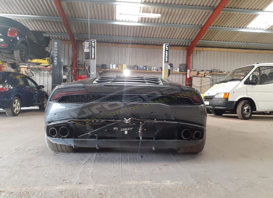 lamborghini lp610-4 coupe (2015) with 18,603 miles, being prepared for dismantling #4