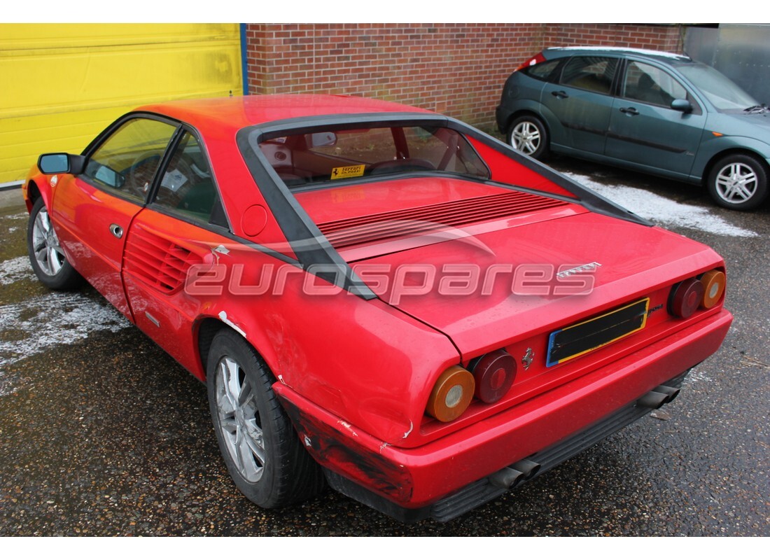 ferrari mondial 3.2 qv (1987) with 33,554 kilometers, being prepared for dismantling #3