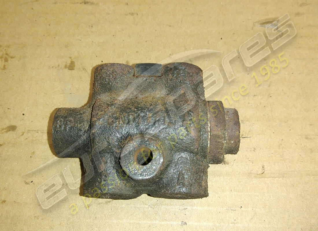 used ferrari brake indicator valve part number 127757