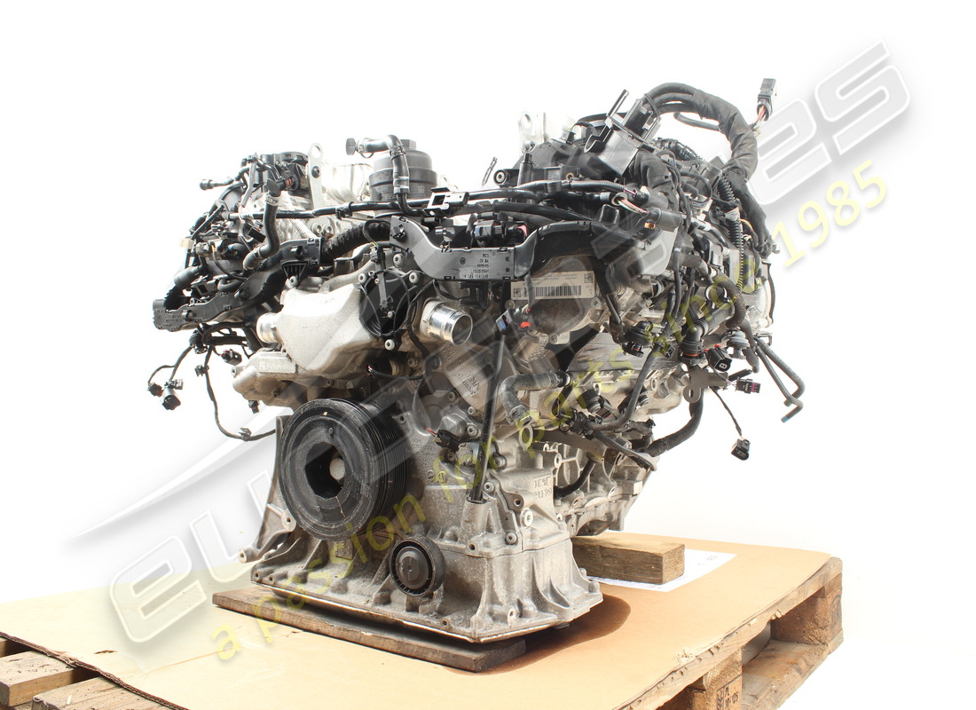 used lamborghini urus engine. part number 0p2100021s (2)