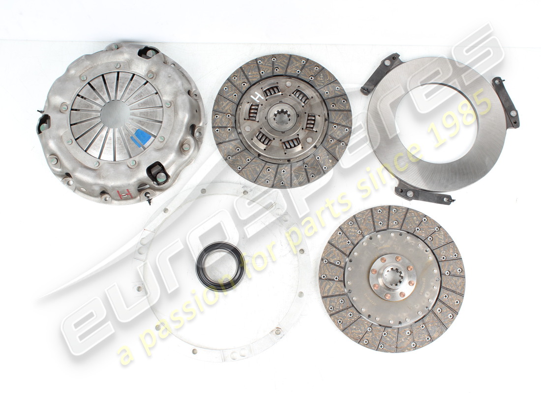 RECONDITIONED Ferrari CLUTCH ASSEMBLY (FROM CHASSIS 73565) . PART NUMBER 135076 (1)